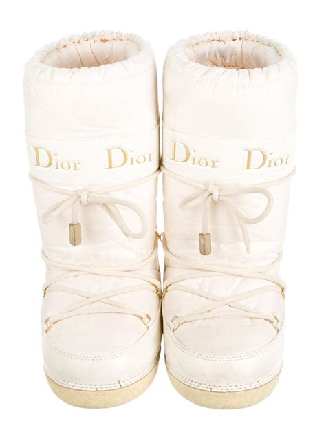 baby dior moon boots|christian dior snow boots.